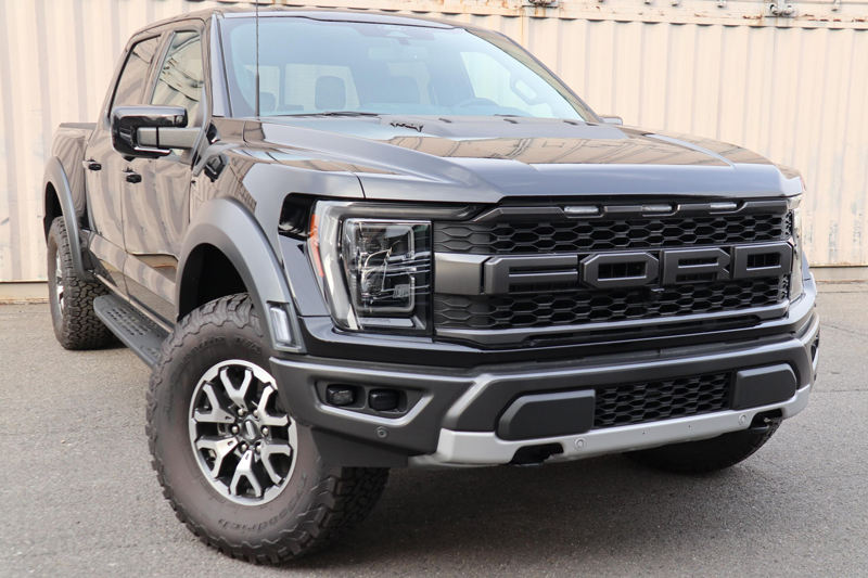 フォード F150　ラプタースーパークルー　4WD